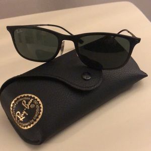 Ray-Ban Black Sunglasses